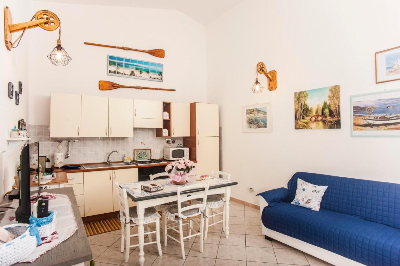 Casa Vacanze Luna Pula Ngoại thất bức ảnh