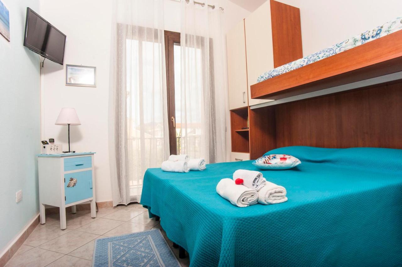 Casa Vacanze Luna Pula Ngoại thất bức ảnh
